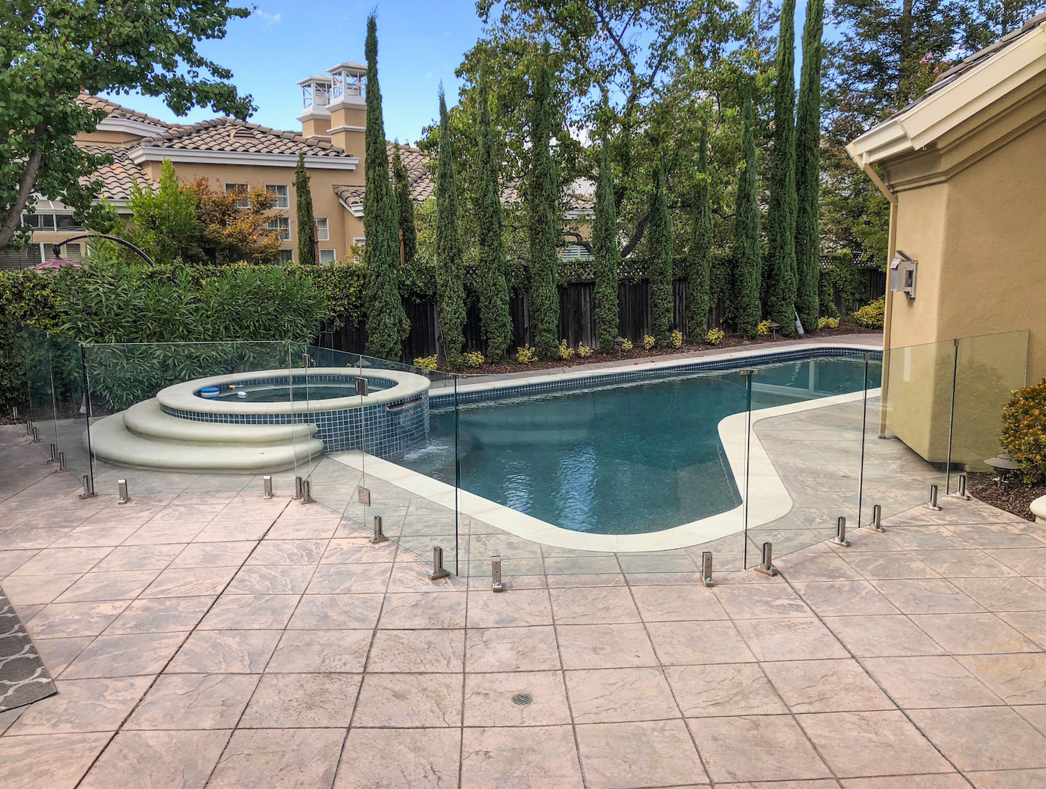 Pool Gates: Why a Glass Gate is a Must for Your Pool! - Live And Love ...